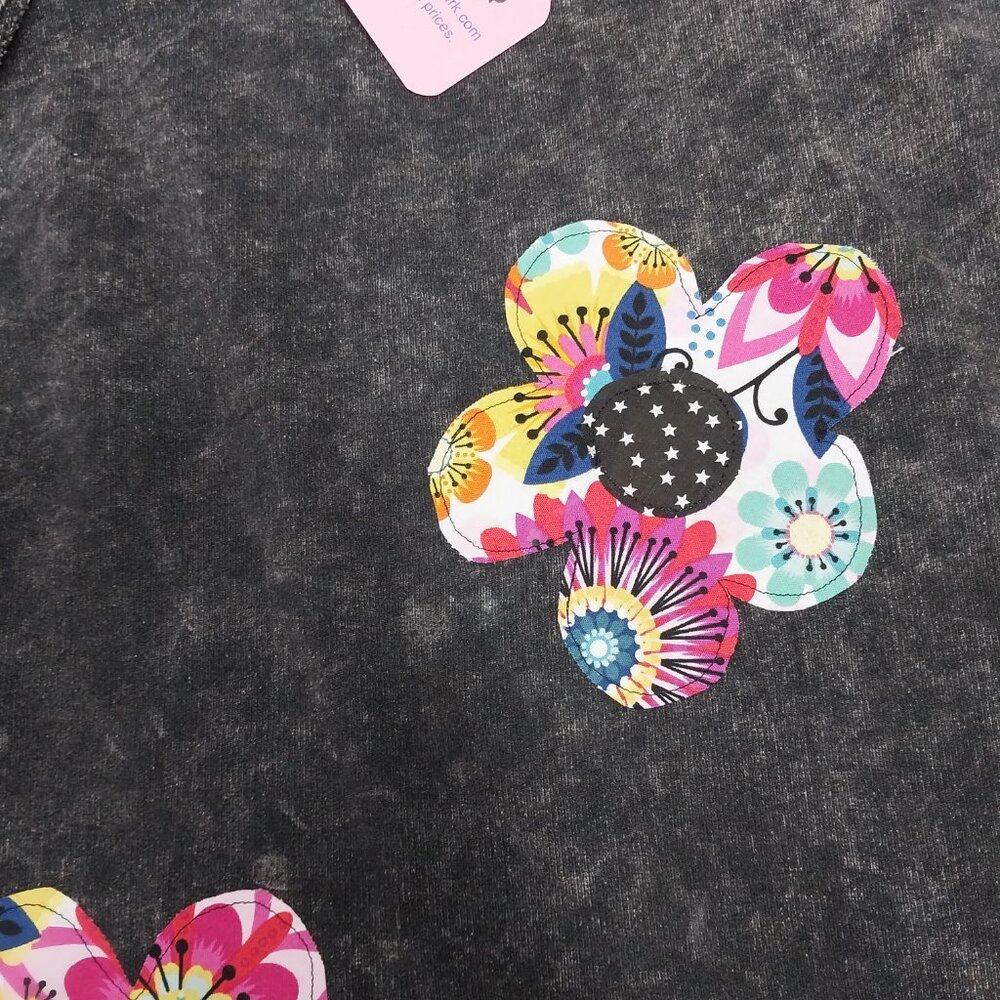 3530 Size 3X Upcycled Zanana Black Top with Appliqued Flowers. - Picture 3 of 6